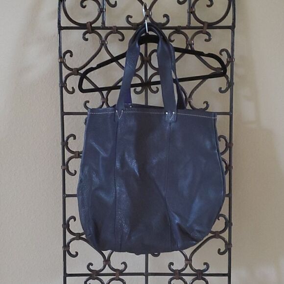 ALTERNATIVE APPAREL Navy Leather Tote - Picture 1 of 8